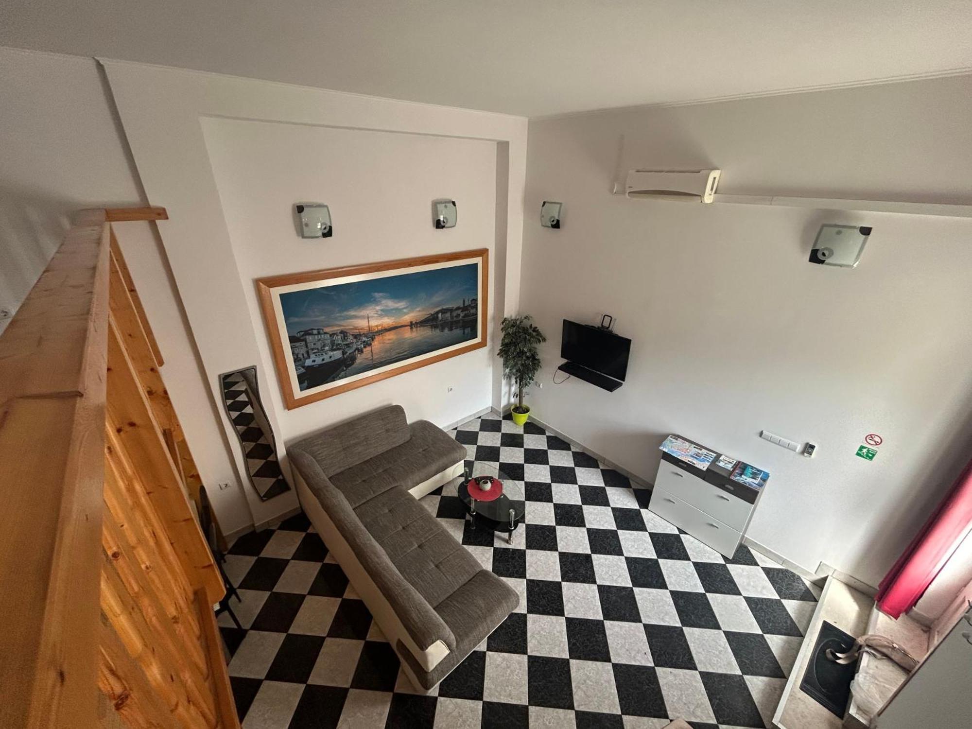 Dani Apartment